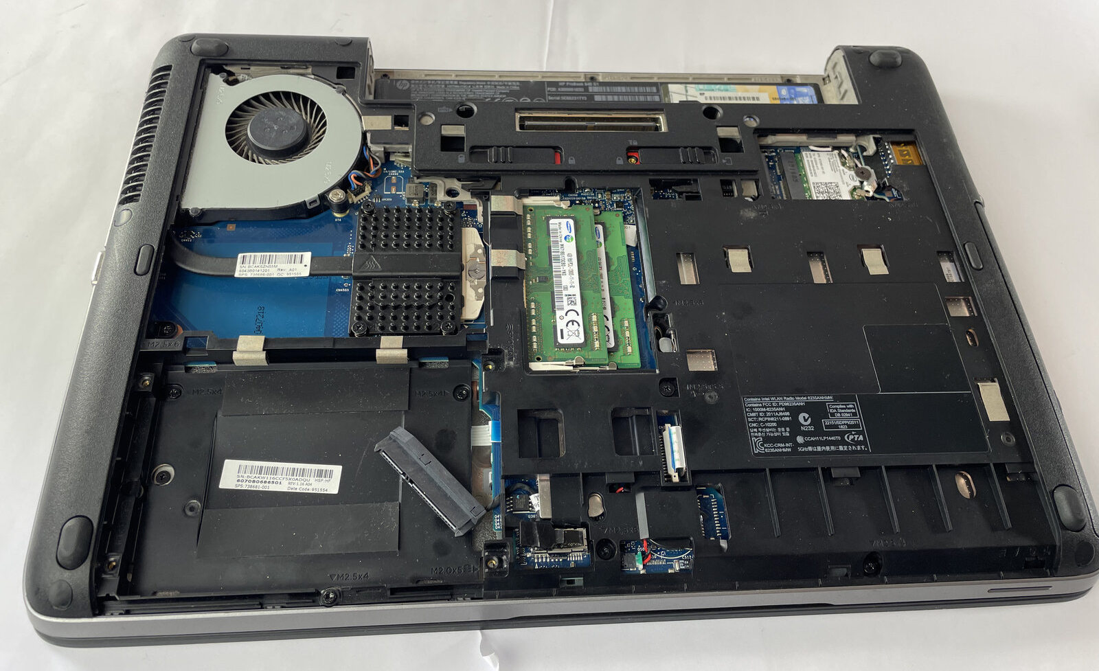 How to replace and fix HP PROBOOK 640 650 G1 6050A2566601 Power Button Board Cable (HP ProBook 640 G1)